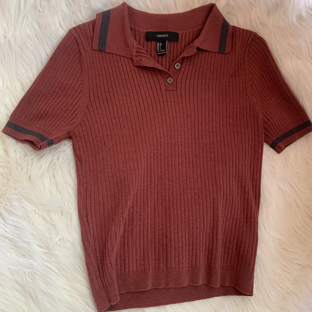 Maroon crop top